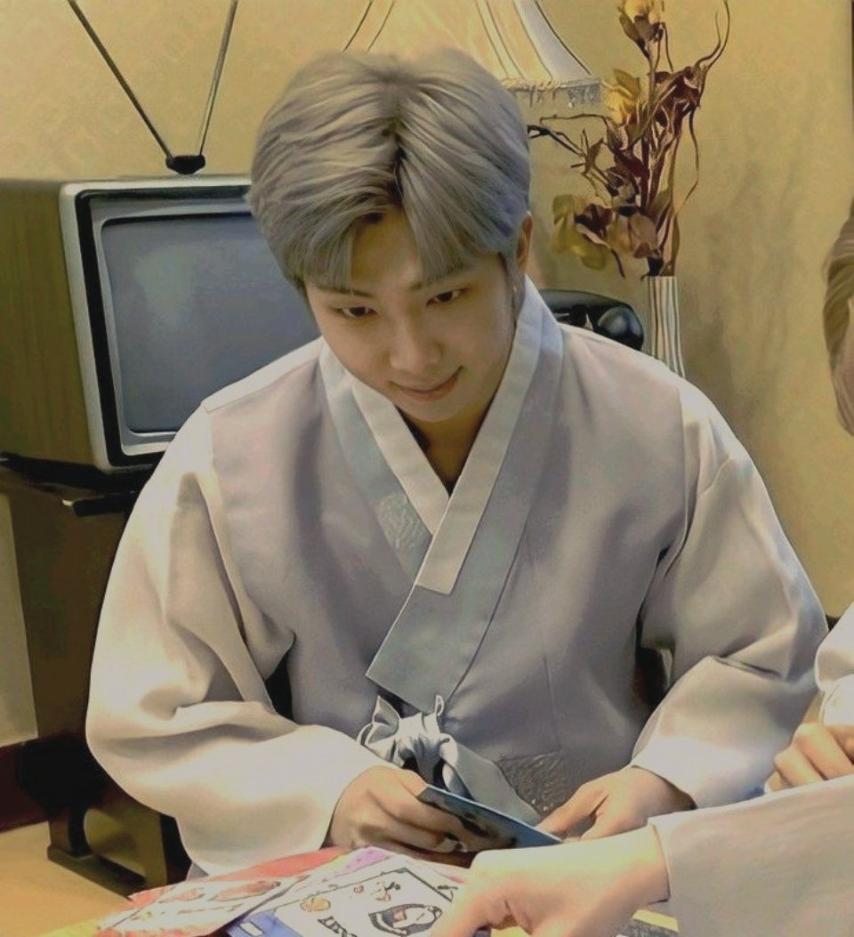 the cutest one 

BIGHIT PROTECT NAMJOON