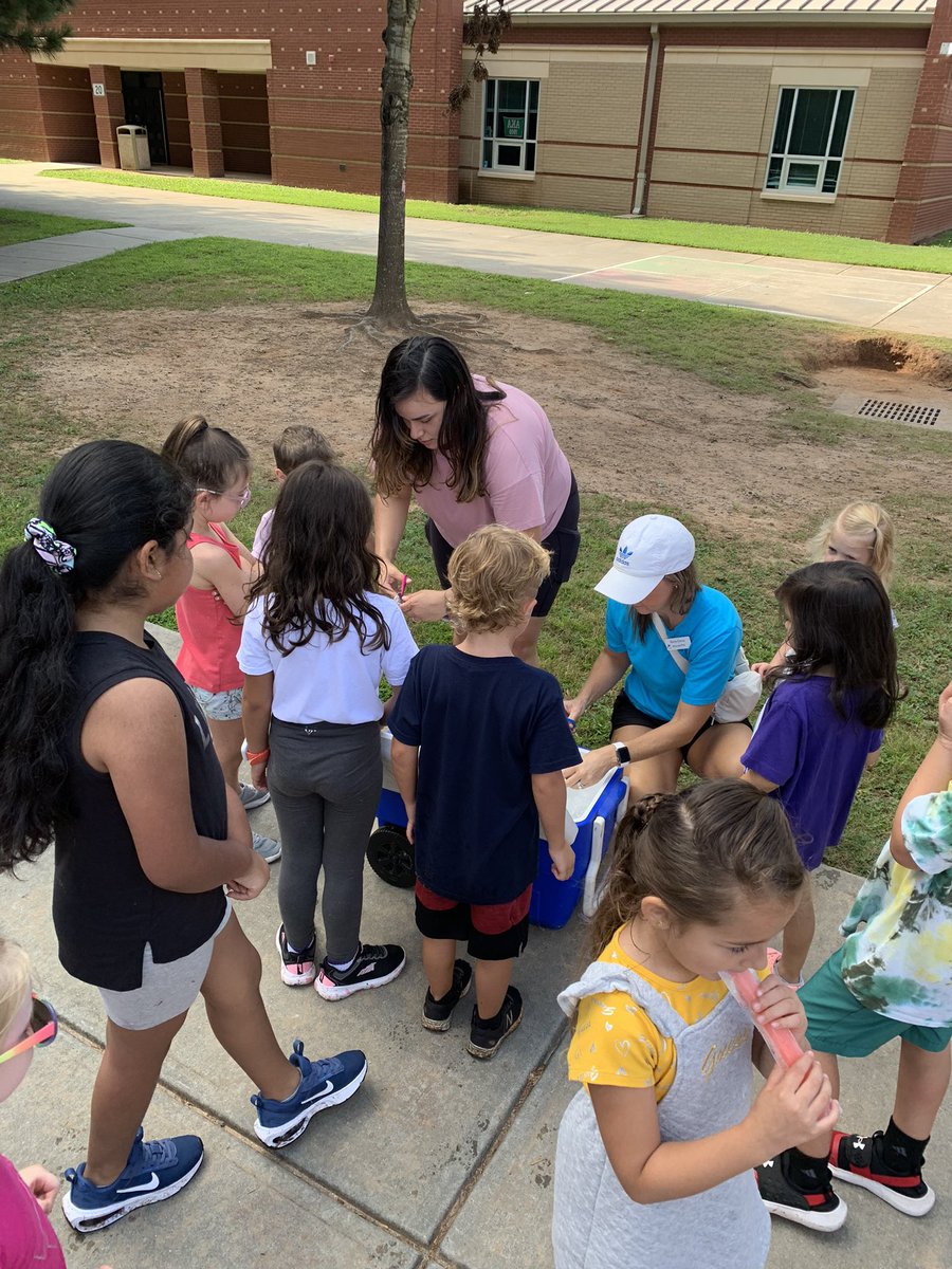 Our K-2 Play date was funnn! Thanks to all families and teachers for coming out today! Our Hillside Community is AMAZING! #HESLearningAndGrowing