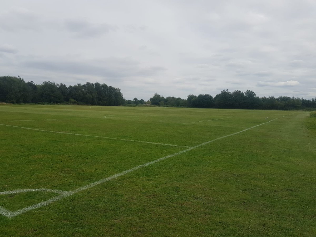 Penlake2's tweet photo. Training tomorrow 

10.30 till 11.30 

At beeches :) https://t.co/PSiAHEOWRy