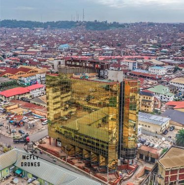 Wale_Faro's tweet photo. After the Cocoa House, this building is the 2nd tallest building in Ibadan.

It is situated in Ibadan’s oldest commercialized hub, Dugbe, Just after Cocoa House.

📸 @waleomooba @IbadanSignatory @Dara McFly Ayorinde

BEFORE.                      AFTER.. https://t.co/aX2jslP3k2
