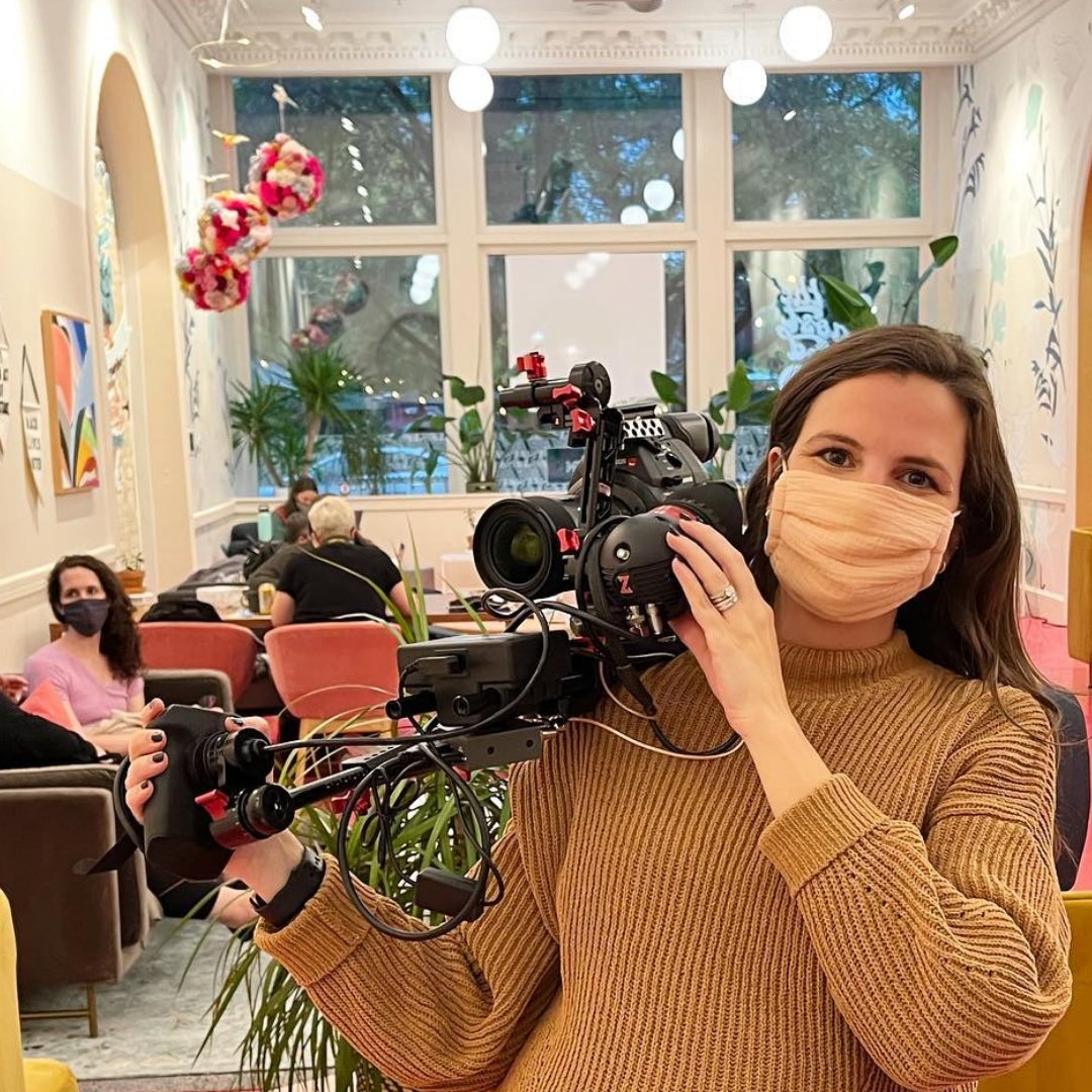 Zacuto's tweet photo. Repost by: @falcocreativemedia
Teaching this babe in my belly the importance of a steady shot 🎥
#zacuto #zacutogratical #zacutograticaleye #c100mkii #videographer #videomarketing #videomarketingtips #stpaul #minneapolis #minnesota #femalevideographer https://t.co/zAf7pKrH0w
