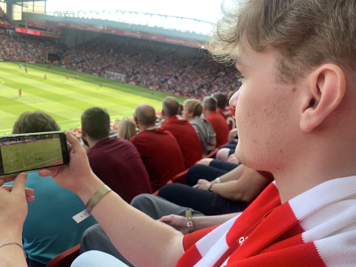 alexanderfloter's tweet photo. Var bra kamp på Anfield, men må fokusere på det som skjer hjemme og https://t.co/phyhlbXQER
