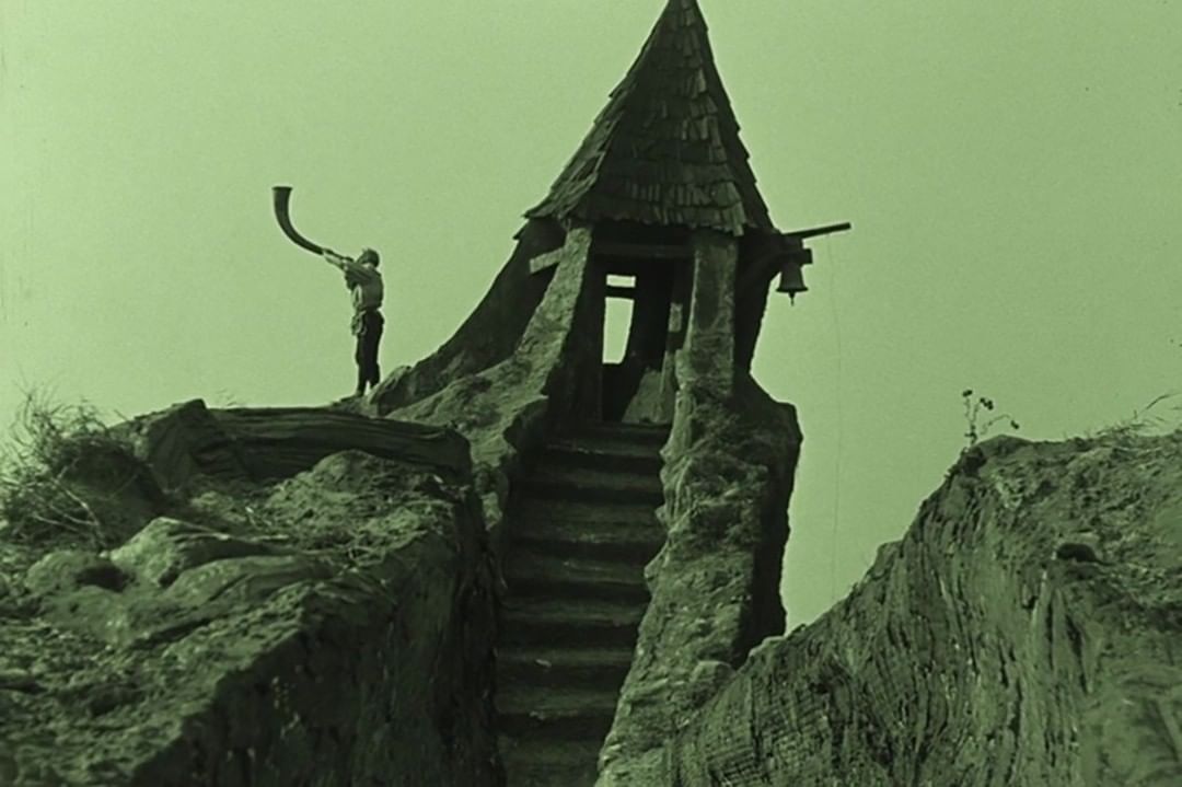 Monthofthedead's tweet photo. 'The Golem', the only  surviving film in German expressionist film director Paul Wegener's Golem trilogy,  tells of how a Golem was set loose in the Prague ghetto with devastating consequences. #dergolem #londonmonthofthedead with live piano score by @NeilKBrandin in Guys Chapel https://t.co/GEjq4QPA8t