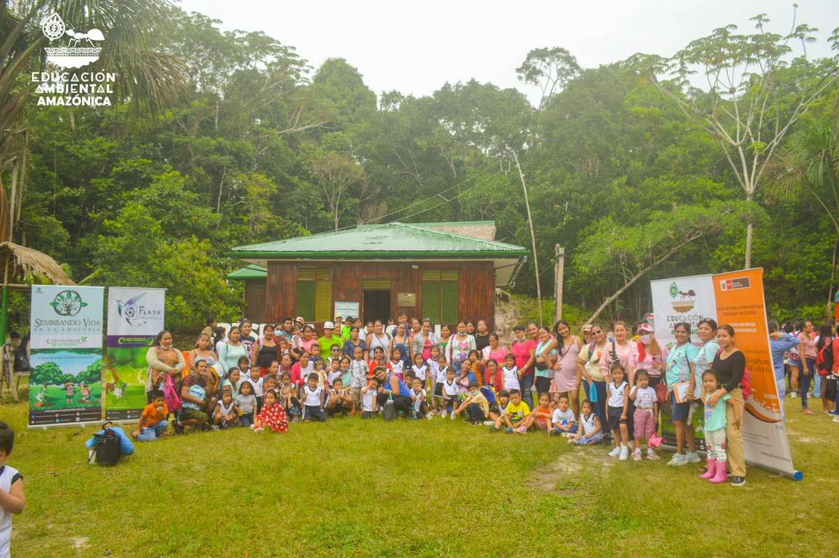 eduamazonica's tweet photo. #EducaciónAmbientalAmazónica
#InterpretaciónAmbiental
https://t.co/dJAYccGdJN ♻️

✅ Nuestro equipo realizó la visita guiada de interpretación ambiental a los padres y alumnos de la I.E.I. N° 591 Modelo San Juan. 
✅ La actividad se desarrolló en la RN Allpahuayo Mishana. https://t.co/wOjetjfqzW