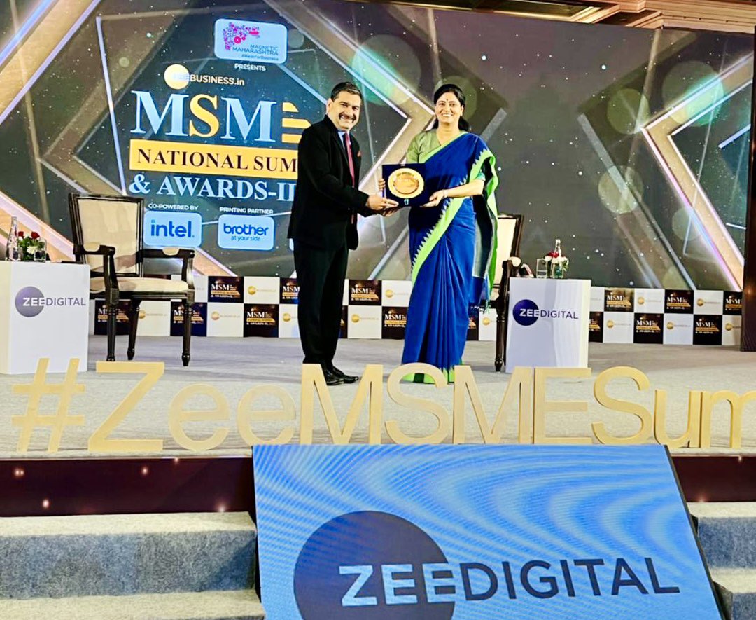 AnilSinghvi_'s tweet photo. Time to honor passionate entrepreneurs with big dreams at Zee Business MSME National Summit & Awards👏👏
Thank you so much Smt. @AnupriyaSPatel Minister of State for Commerce & Industry for gracing the occasion🙏
#ZeeMSMEAwards #MSME #Zeedigital #ZeeBusinessMSMESummit https://t.co/jvQHmh7RCS