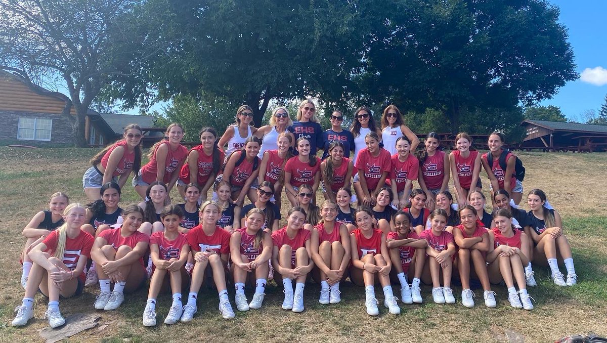eagles_cheer914's tweet photo. ‼️Welcome Coach Christine & Coach Nicole‼️ Looking forward to an amazing 22-23 season. We are so excited to have you join the Eastchester Cheer Family ❤️💙 #weareeastchester #FamilyE #EaglePride #dreambelieveachieve https://t.co/d7Jh44LY3x