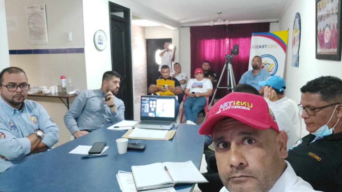 alfredodiaz0319's tweet photo. En el dia de hoy Sábado 27 de Agosto 2022 sé lleva acabó Capacitación en Procesos Disciplinarios sectores Público y Privado en la Sede Sindical UNSITRASEG en la Ciudad de Barranquilla Presidentes a nivel Nal. Presentes ! @JeanpaulAlbaB https://t.co/Ao3w5GaH6y
