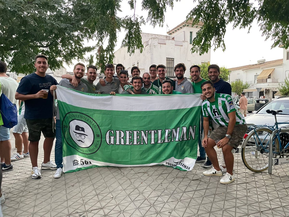 BeGreentleman's tweet photo. Betis-Osasuna. 3/3
#BeGreentleman https://t.co/1W5OvFj4En