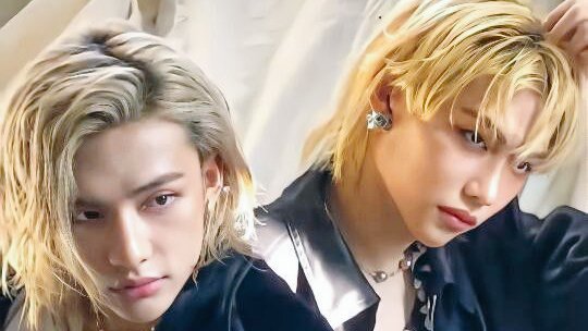 KILKKKA's tweet photo. снс #hyunlix au, в которой хенджин – известный модельер, а феликс – непунктуальная модель

#StrayKids #SKZ #hyunlixau https://t.co/DXgfAc1bnq