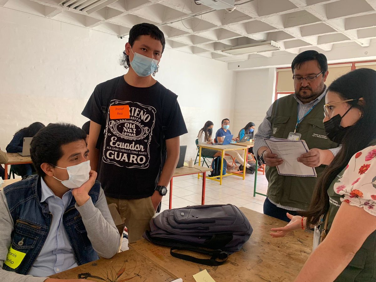 EcuadorMAE's tweet image. ¡Llegó el día! Hoy cerca de 200 personas se dieron cita presencial y virtualmente para participar en el DATAJAM, el primer evento de reutilización de datos ambientales e hídricos en el Ecuador 🇪🇨 #Datajam2022 #Dateandoec