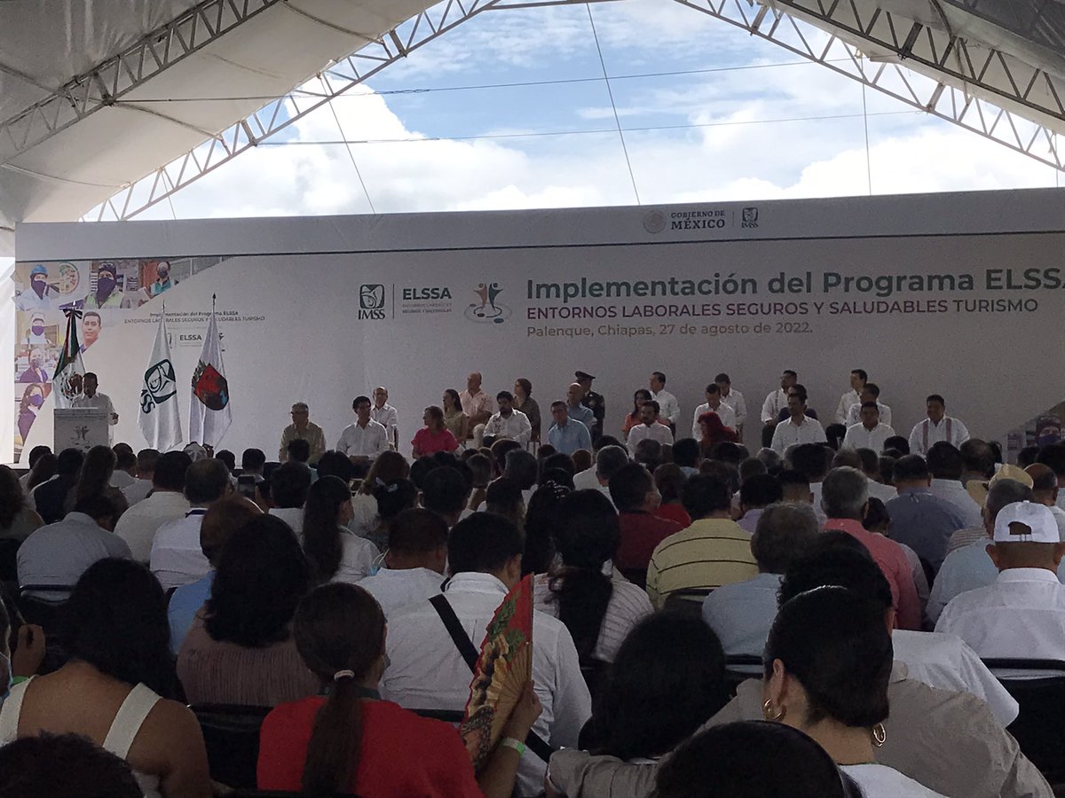 Gobernadores del #Sureste presentes en la presentación del programa #ELSAA , entornos laborales seguros y saludables #Turismo.