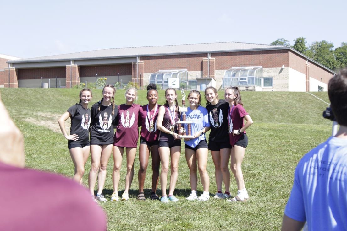 StowgirlsXC's tweet image. LADY BULLDOGS TOOK A BITE OUT OF KENSTONS COURSE🐾🐾 Tons of course and overall PRs all around and we got a “new record” in the “6k” for some of our ladies as well:) We couldn’t be more proud to start the season off this way🤩🥈