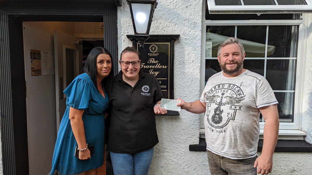 Idsall_Lodge's tweet photo. £500 donation to Travellers Joy so they can order the defibrillator for the local Horsehay Residents. https://t.co/BPzI3LZTcW