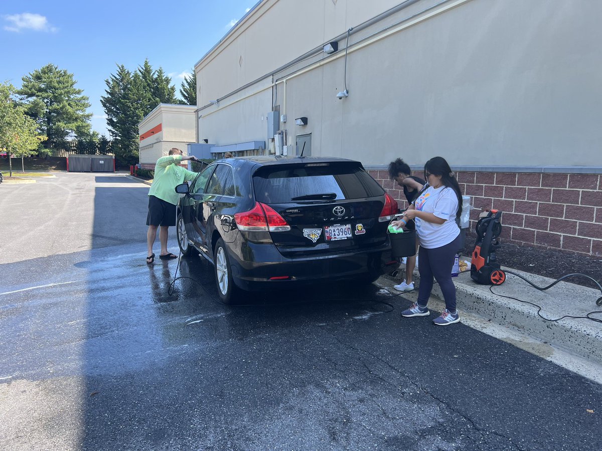 I’m over here delivering an extraordinary customer experience at Dobbin’s car wash! 🧼🧽🪣🚗 Come get a wash while you wait!! <a href="/Branch91K/">Khalid_Branch91</a>  <a href="/JorgePanamaATT/">Jorge Panama Jr</a> <a href="/Ryan_Hedd/">Ryan Heddinger</a> <a href="/MyrnaGLopez/">Myrna</a> @NicoletteWalk15 <a href="/MissesJones704/">Jasmine Jones</a> <a href="/jillmill321/">Jillian Miller</a> <a href="/404girl/">Betsy Francis</a> <a href="/ConnectwithCV/">Christina</a>