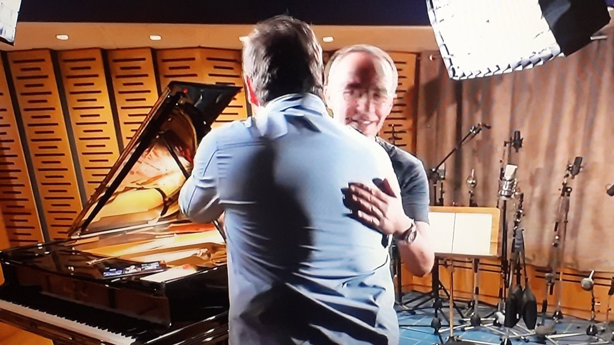 IBaumeyer's tweet photo. Merci @nikosaliagas
pour ce magnifique portrait  de cet immense artiste qu est @patrickfiorioff ❤ dans @50mininside
#TF1
#50minuteinside https://t.co/XoUWlKjjm7