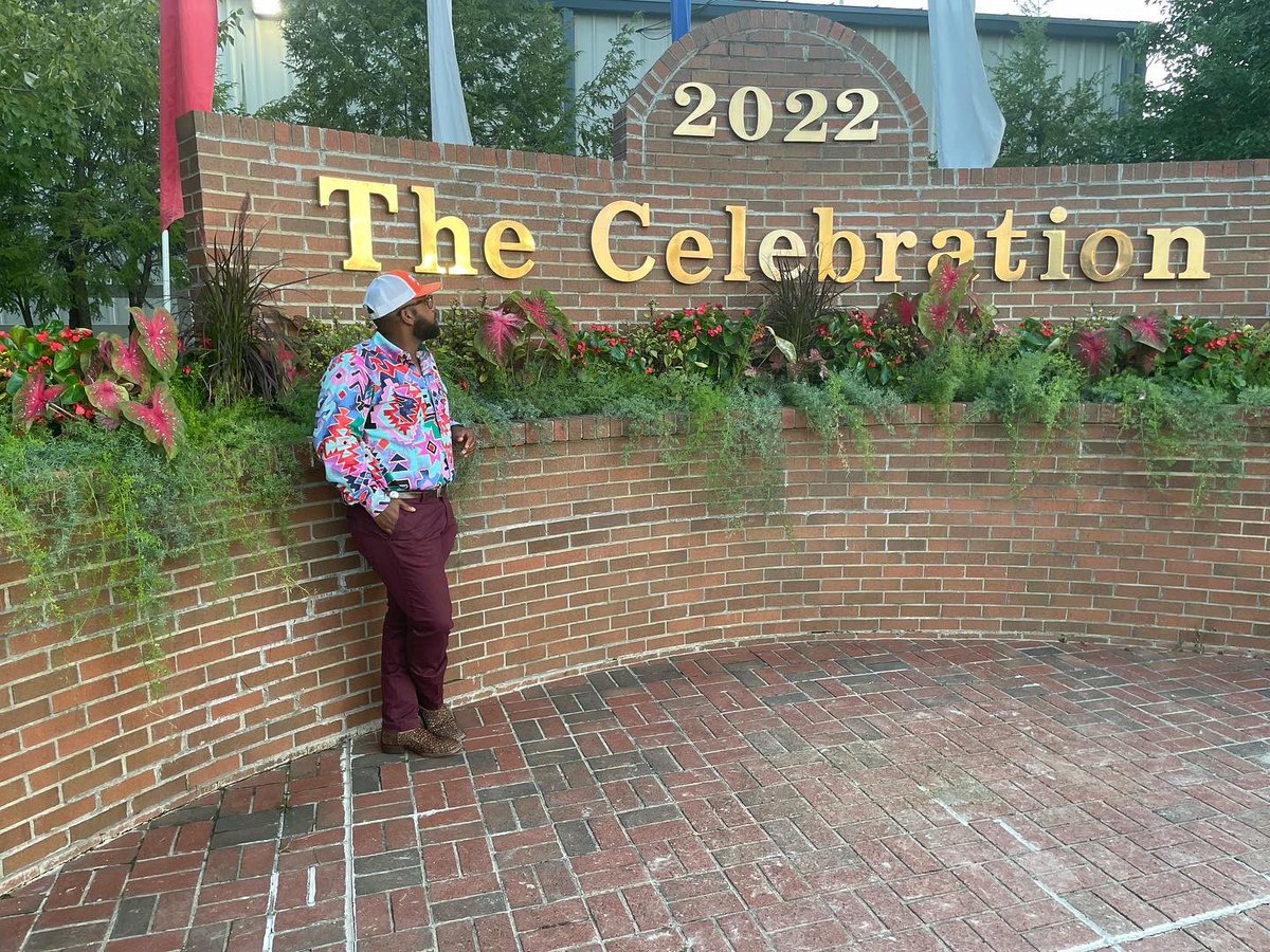 TraeQLVenerable's tweet image. Celebration 2022. Good time with family and our horses. Beyond proud of the first colts on the ground out of Night Angel previously from my family’s barn doing awesome things in the South! #godblesscowpokes #midwestcowpoke #repsentationmatters #letemwalkon