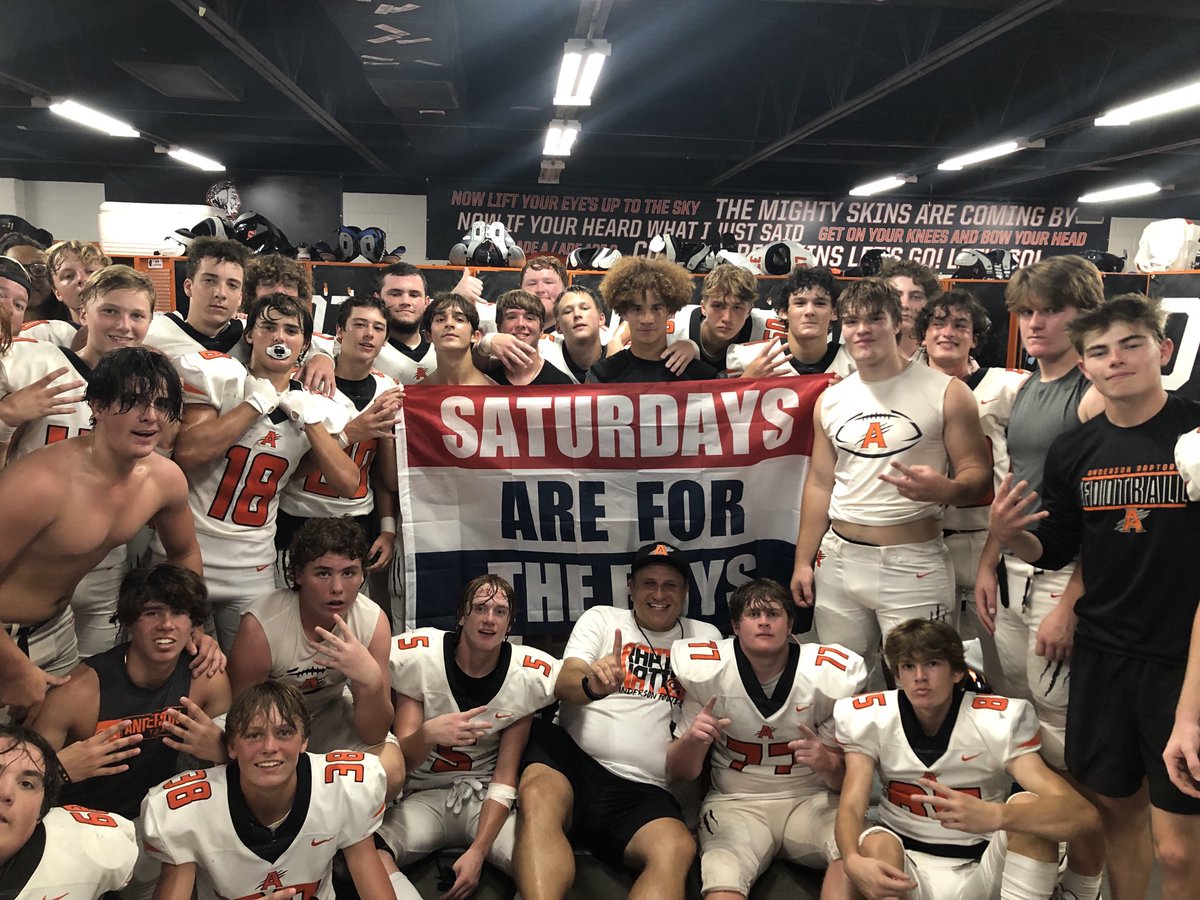 CoachEvanDreyer's tweet image. Congrats Coach Cunningham and our JV team!! The future is bright on Forest Road!! We can’t wait to keep working and improving everyday! #WorkWins #BuiltDifferentonForestRoad