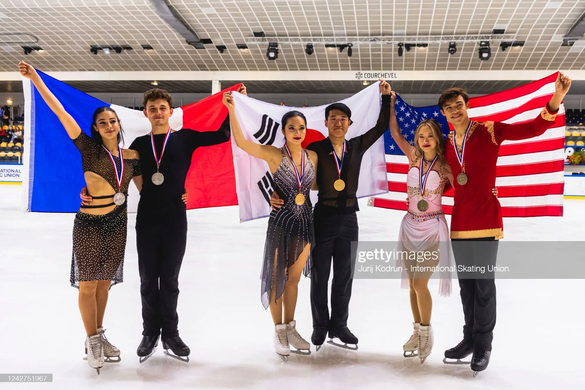 eunju975's tweet photo. #JGPFigure 1th
#FRA 🇫🇷 #Courchevel
JGP Courchevel 2022
08/27
#IceDance
🥇
#임해나 #HannahLim #YeQuan 🇰🇷
🥈
#CelinaFRADJI
#JeanHansFOURNEAUX 🇫🇷
🥉
#VanessaPHAM #JonathanROGERS 🇺🇲 https://t.co/GTpb7RDsN6