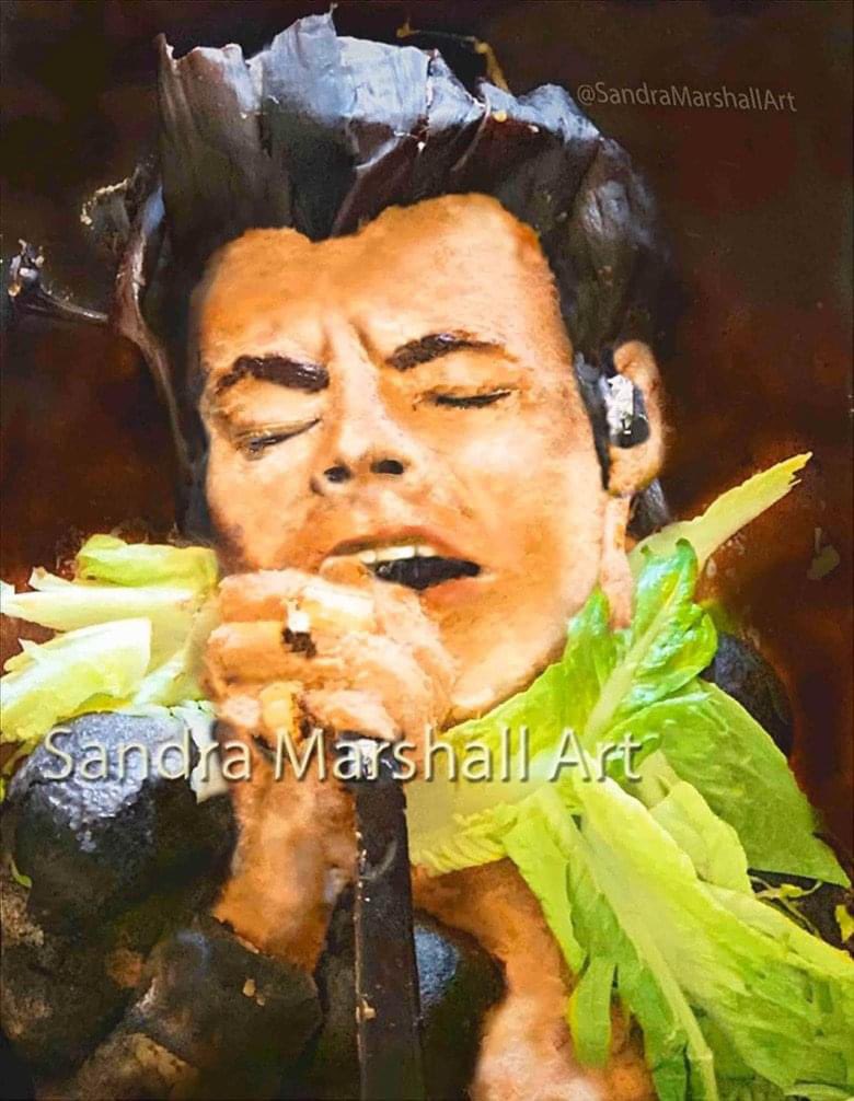 FunkyFoodArt's tweet photo. I Harry 'Styled' my food ingredients.  Refrigerated  banana peel hair (bananas used for banana bread), beans for his face, with a stylish avocado suite, a romaine scarf and a foil earpiece. I ate Harry as a bean burrito #HarryStyles #food #art #artist https://t.co/0nYLASrkF0