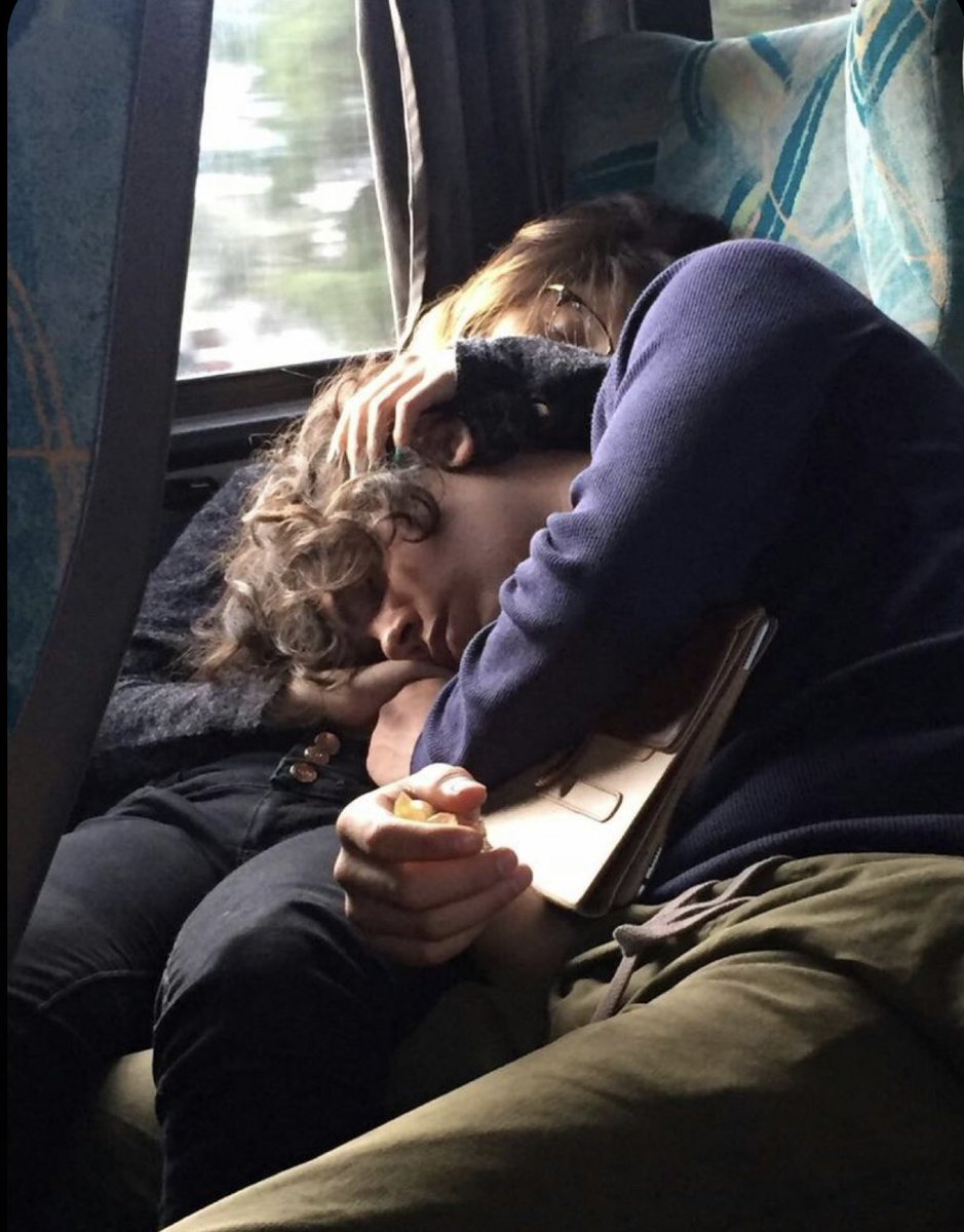 botcouples's tweet photo. — johnnyshannon falling asleep on the bus ride to the dublin game 🫶🏼💌

— taken by lizzie 🤍 https://t.co/N5Ydjy0Eg6
