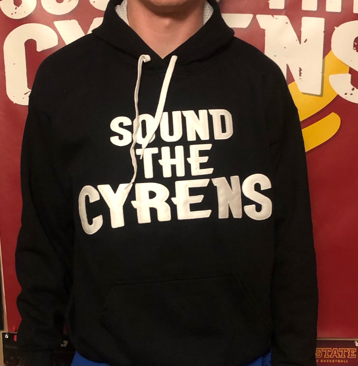 🚨🌪GIVEAWAY 🚨🌪 
Black STC Hoodie. 

RT and must be FOLLOWING!!

Winner announced tomorrow at Noon!
soundthecyrens.com/products/stc-b…