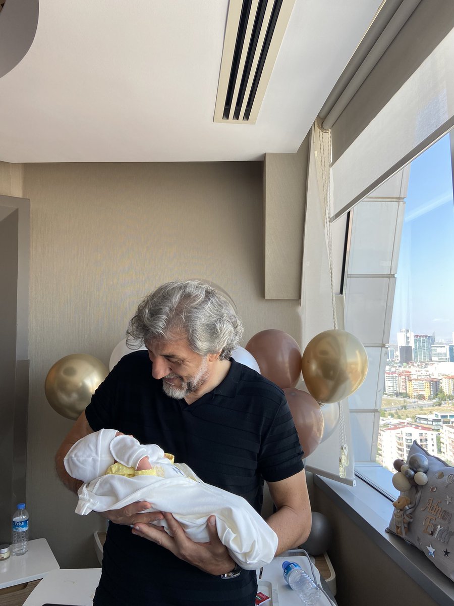 Adnan Emir hoş geldin dünyamıza, hayatımıza yeni bir anlam kattın. Ömrün uzun, bahtın açık olsun. 🧿❤️
