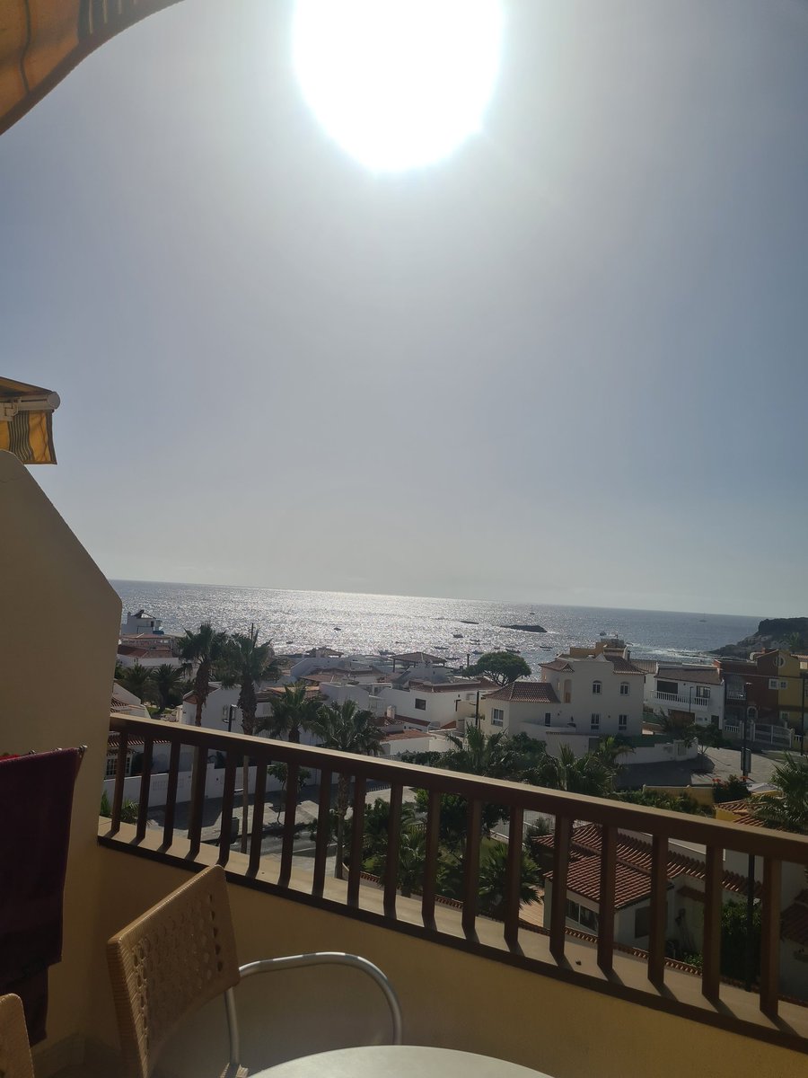 gem_newell's tweet image. Jet setting again to the beautiful Costa Adeje in Tenerife ❤

This summer has been well spent with family and friends, relaxing and seeing the world again post covid 🌞

The mind is refreshed and ready for September! 

#timetowinddown #metime #holidays #jetsetting #summerhols