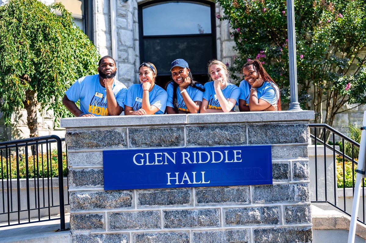 NeumannUniv's tweet photo. Our newest residence hall is now open!!

Glen Riddle Hall will be home to 38 students this year! https://t.co/AVlzTwDQIE