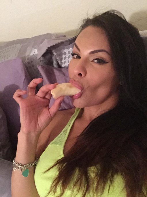 You know that I can take more than this in my mouth, right? 🥵👅💦💦  🍑 https://t.co/BFa3nofdJ8 https://t