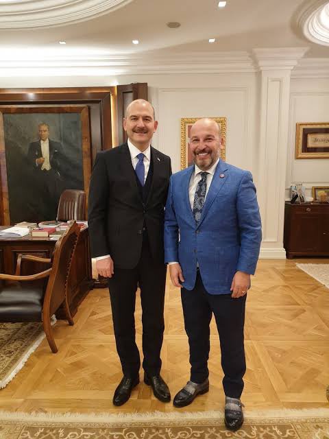 alimahir's tweet photo. Merak edip duruyordum nasıl olmaz diye neyse varmış. Albüm şimdilik tamam👍 https://t.co/lqzMzGXdHl