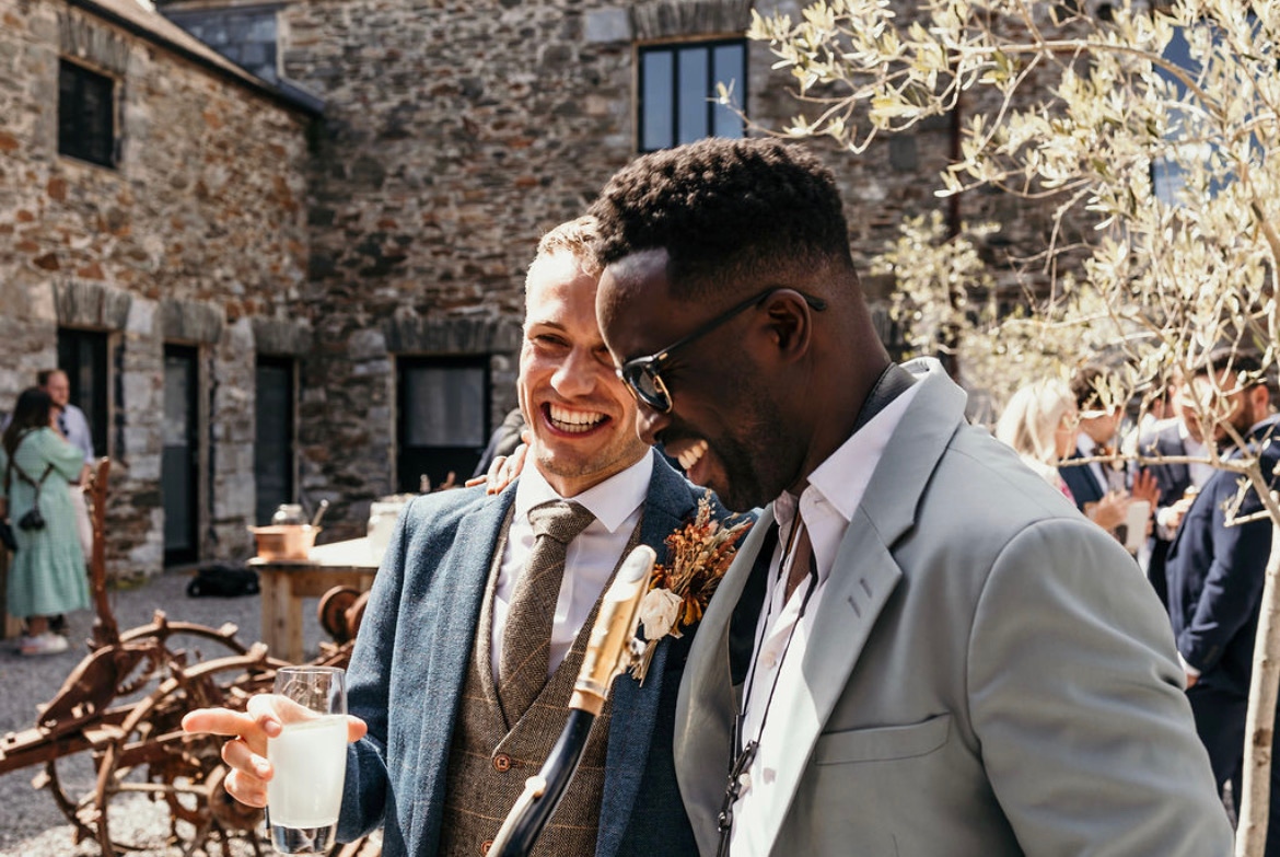 AndreSaxMan's tweet photo. Swipe to read the review! >>> Amazing day for Gary &amp; Georgina's wedding at Anran Farm 🎷🤍 https://t.co/9dr2iTy0PG
