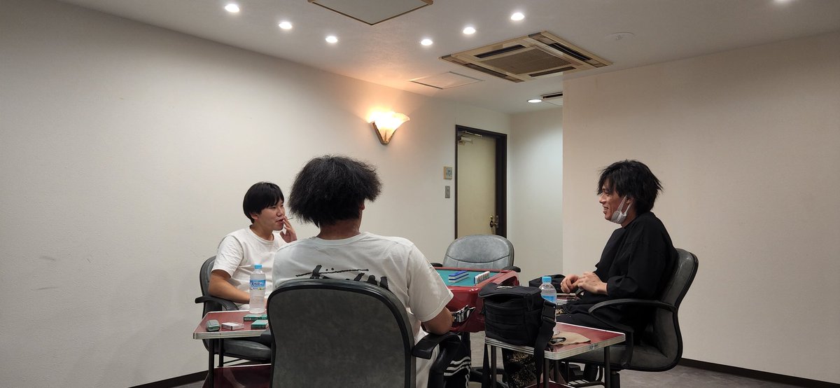 SHINYA051422's tweet photo. 初麻雀 https://t.co/oMiwCmpGkF