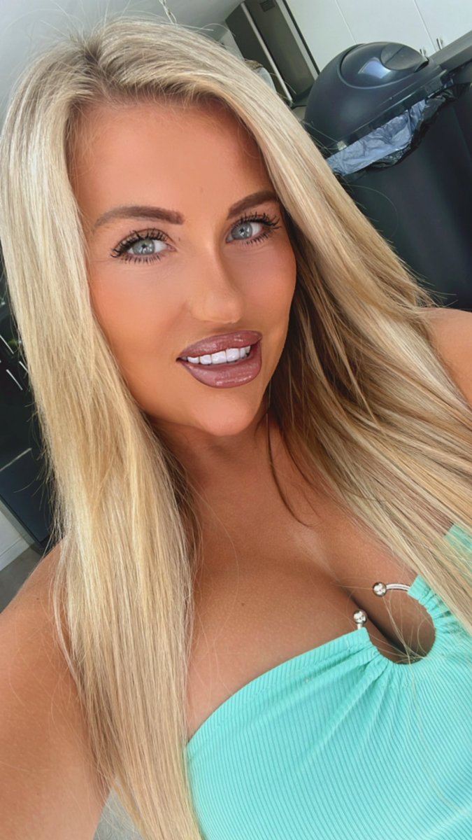 emilyblakebs's tweet photo. Retweet for good luck 🤞 https://t.co/sZ3wymoL8H