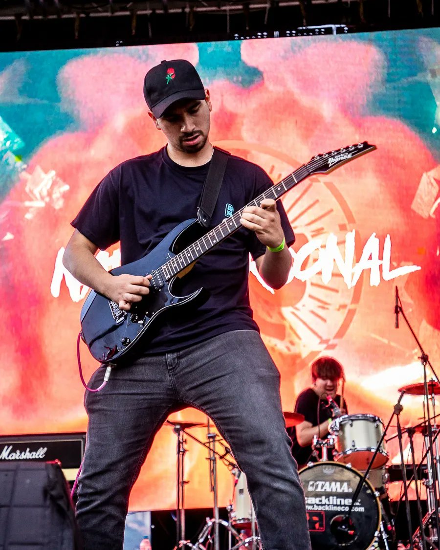 Nada Personal tweet media