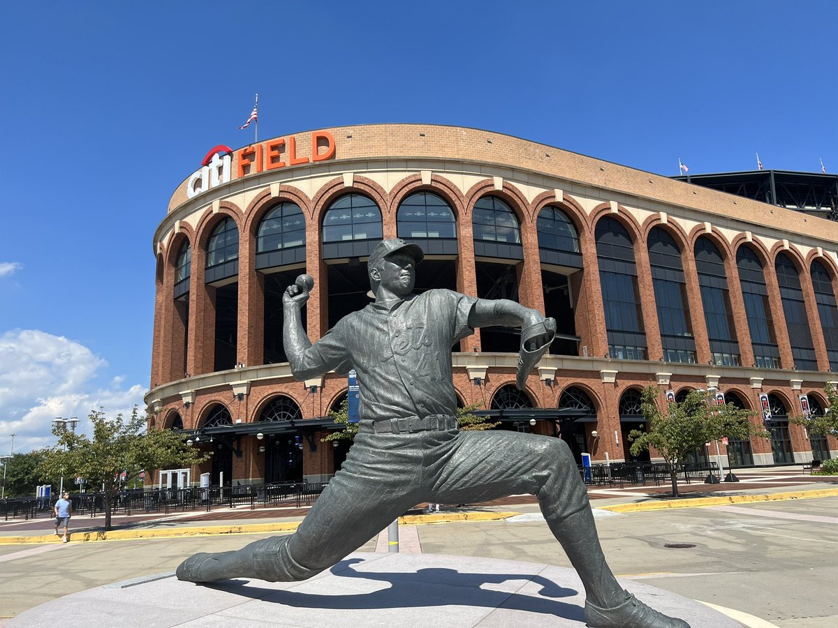 Debra Hazel tweet media