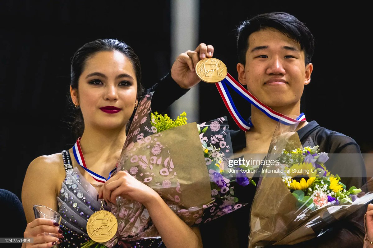 eunju975's tweet photo. #JGPFigure 1th
#FRA 🇫🇷 #Courchevel
JGP Courchevel 2022
08/27
#IceDance
🥇
#임해나 #HannahLim #YeQuan 🇰🇷
🥈
#CelinaFRADJI
#JeanHansFOURNEAUX 🇫🇷
🥉
#VanessaPHAM #JonathanROGERS 🇺🇲 https://t.co/yC8idcuYSX