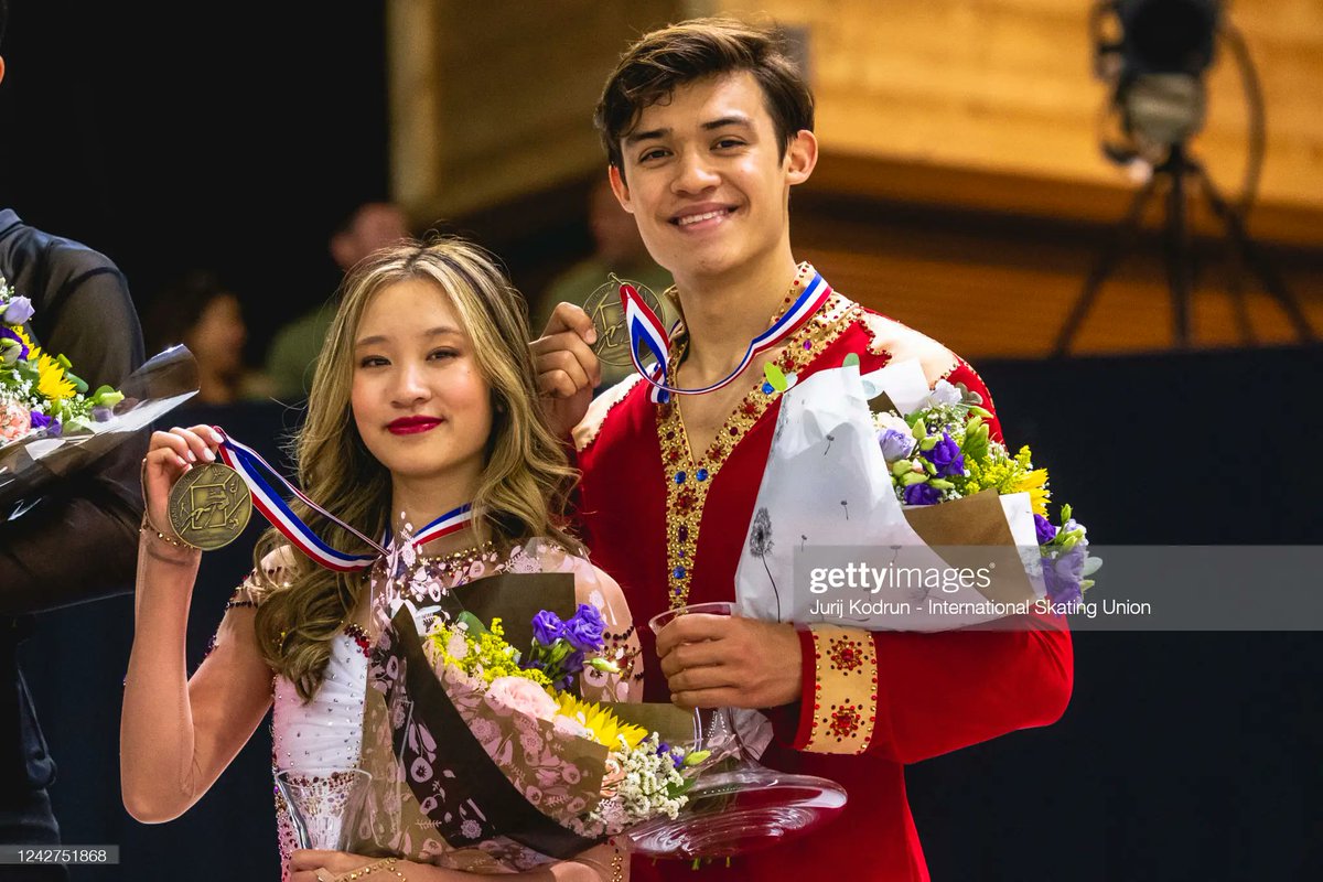 eunju975's tweet photo. #JGPFigure 1th
#FRA 🇫🇷 #Courchevel
JGP Courchevel 2022
08/27
#IceDance
🥇
#임해나 #HannahLim #YeQuan 🇰🇷
🥈
#CelinaFRADJI
#JeanHansFOURNEAUX 🇫🇷
🥉
#VanessaPHAM #JonathanROGERS 🇺🇲 https://t.co/yC8idcuYSX