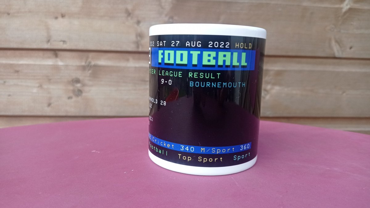 KopitePodcast_2's tweet photo. 🚨| #GIVEAWAY

To celebrate our boss 9-0 win today, we’ve teamed up again with @NIMugCo to give you a chance to win one of these 9-0 Ceefax mugs!

To enter:
→ RT this post 
→ Follow @NIMugCo 
→ Follow @KopitePodcast 

One winner will be picked tomorrow at 5pm! Good luck! #LFC https://t.co/xjoGg7JrJy