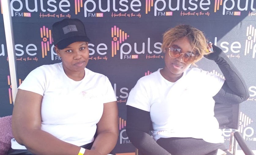 pulsefm929's tweet photo. Pulse FM pulsating at the Urban Saturdays Farmers Market at Rustenburg Mall...
Good music, good vibes!!
https://t.co/2FQSUnLRX9 https://t.co/7KWHxLTZCo