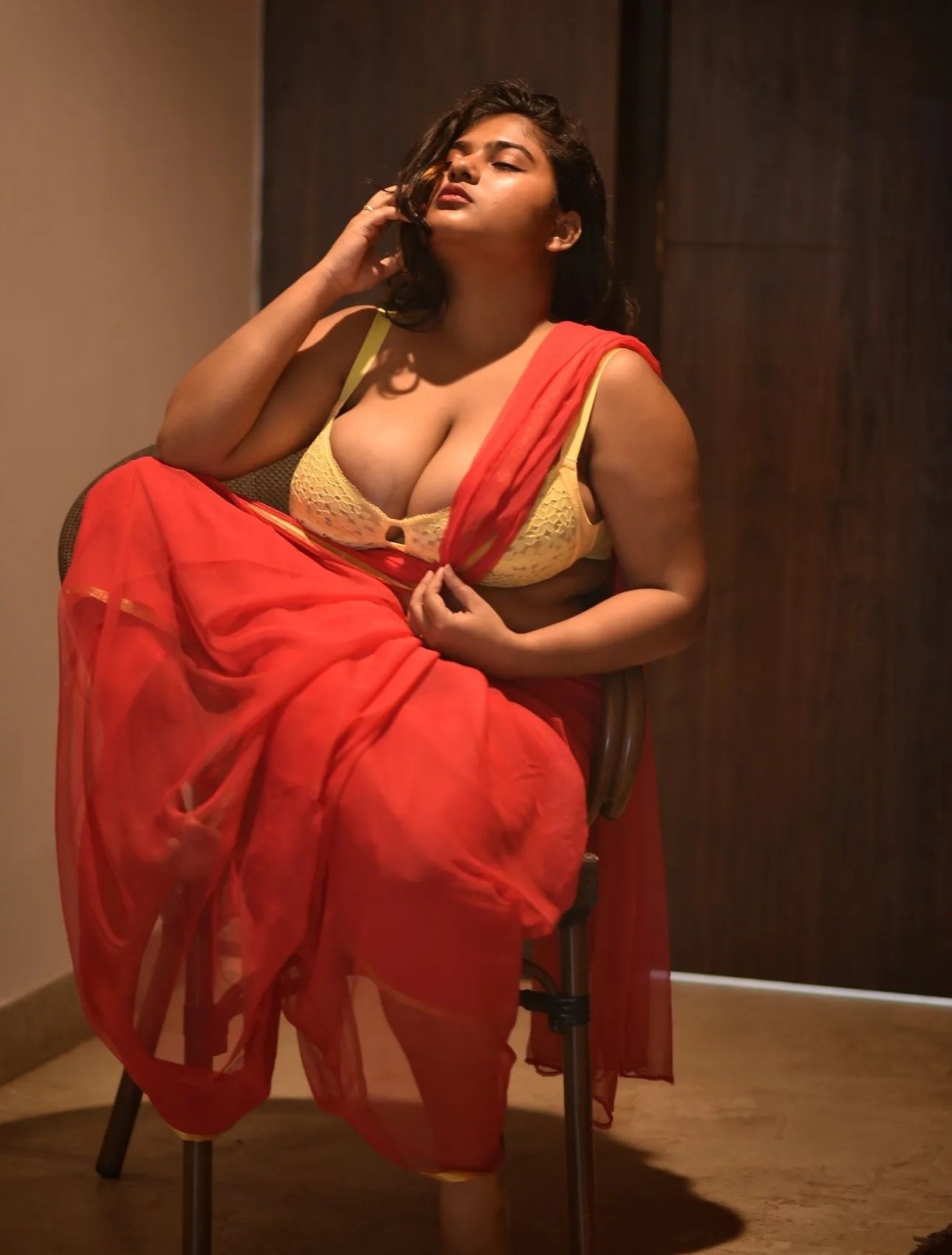 Megha Das 🍅 on X: You,me & a horny night❤️ t.coh57VrDvOYH  X