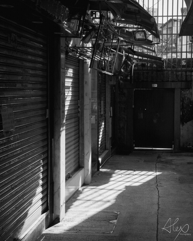 wckalx's tweet photo. Shutting down - Macau 2022
#sony #sonyalpha #a1 #fe2470gm2
#snapshot #snap #streetphotography #economicdownfall
#macau #macau_ig
#2022 https://t.co/ilxQ35WaQY https://t.co/BypIQls2zc