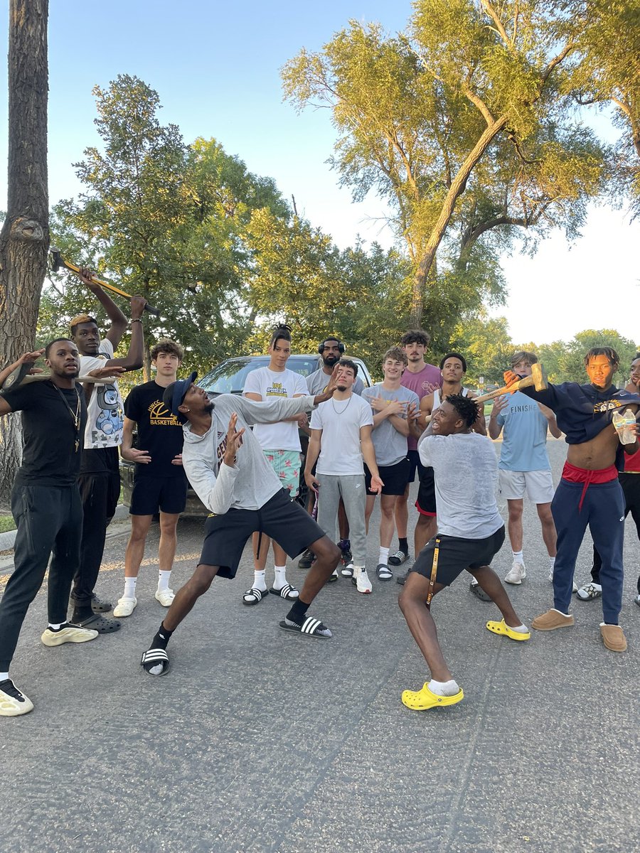 Week 2 ✅

Court Workouts ✅
Weights ✅
Study Halls ✅
Community Service ✅

 @coachrustyegccc <a href="/BobbyNaubert/">Bobby Naubert</a> 
<a href="/carte11r/">Carter Davis</a> <a href="/bcb_chris/">christion.grant4</a> <a href="/Serv__Gonzalez3/">Servando Gonzalez</a> <a href="/Shifty_da/">DaJion Humphrey</a> @tray2litt <a href="/olayhamed/">Larry Olayinka</a> <a href="/BostonHarker/">Boston Harker</a> <a href="/JaborriMcghee/">jaay2EZ_</a> 
@coachrustyegccc <a href="/BobbyNaubert/">Bobby Naubert</a> <a href="/drep0lk/">drep0lk</a> <a href="/CAutry21/">Coop Autry</a> @_delliott