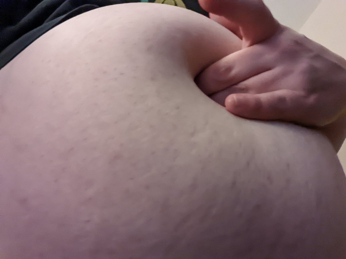 FatAndPog 🔞 tweet media