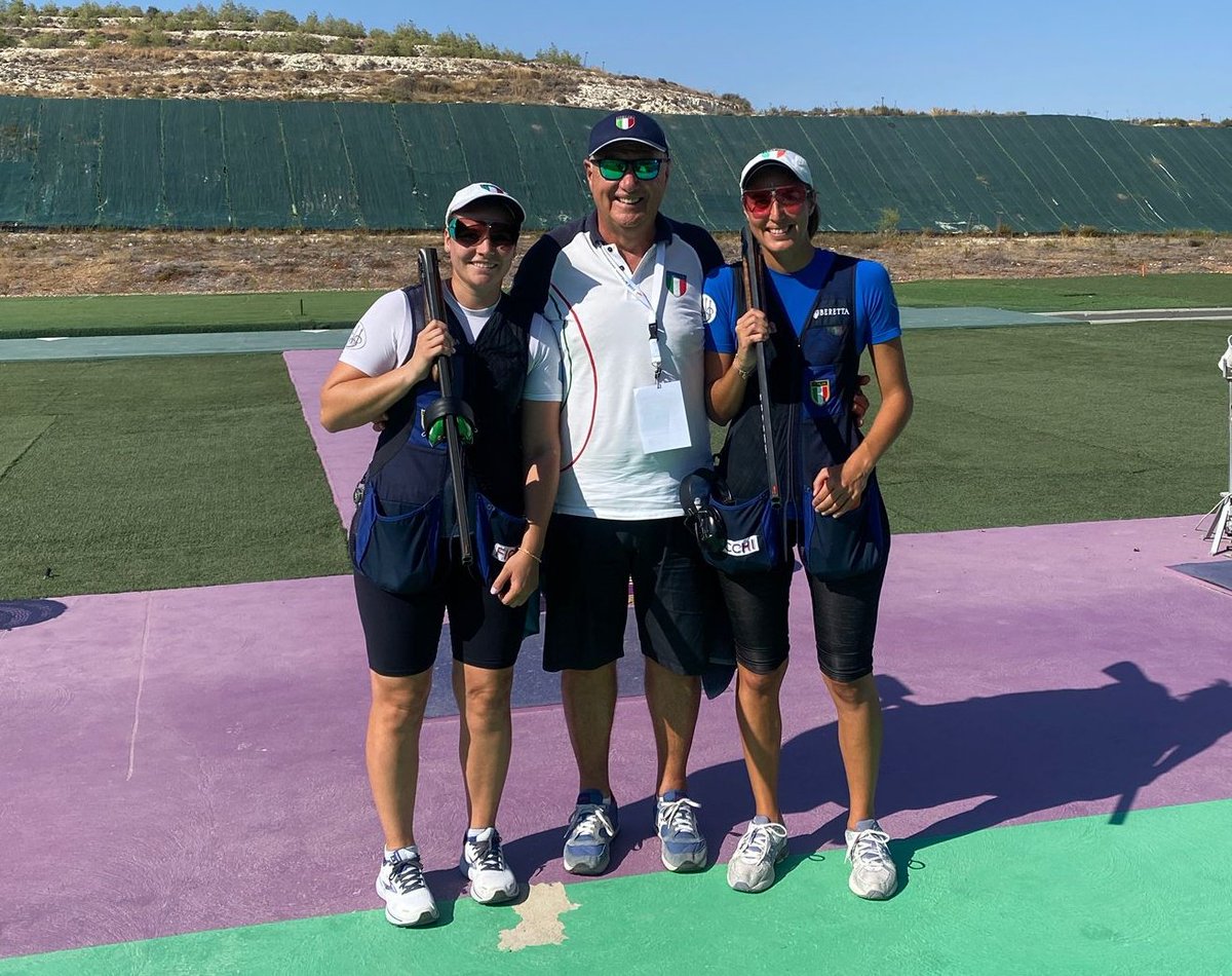 giomalago's tweet photo. La @fitavstampa regala all'#ItaliaTeam la prima carta olimpica per #Paris2024 grazie all'oro europeo di  una fantastica @SilvanaStanco. Sul podio continentale anche Jessica Rossi, medaglia di bronzo. Complimenti alle atlete, al Ct Pera e alla Federazione guidata da Luciano Rossi! https://t.co/SyhP9qVfDM