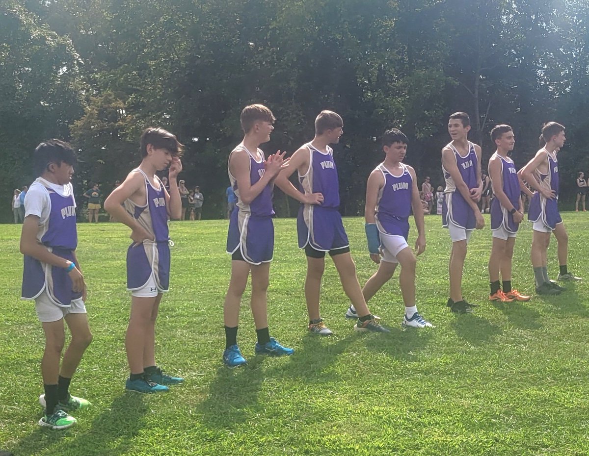 MsMendenhall1's tweet photo. Great job to the Plum Middle School Cross Country Team at Wednesday's 3K Race at White Oak Park. Congratulations to Brady Sciullo for placing 2nd and Maura Smith for placing 3rd at the race. https://t.co/NV9J9XcJUt