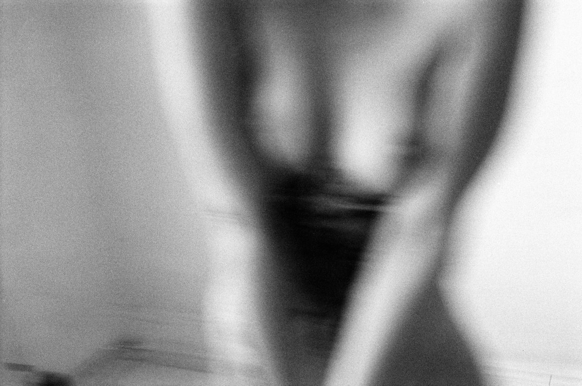 KlemensWichmann's tweet photo. @jottdot #portraits #bnwportraits #film #filmphotography #Boudoir #boudoirphotographer https://t.co/BNRamING7T