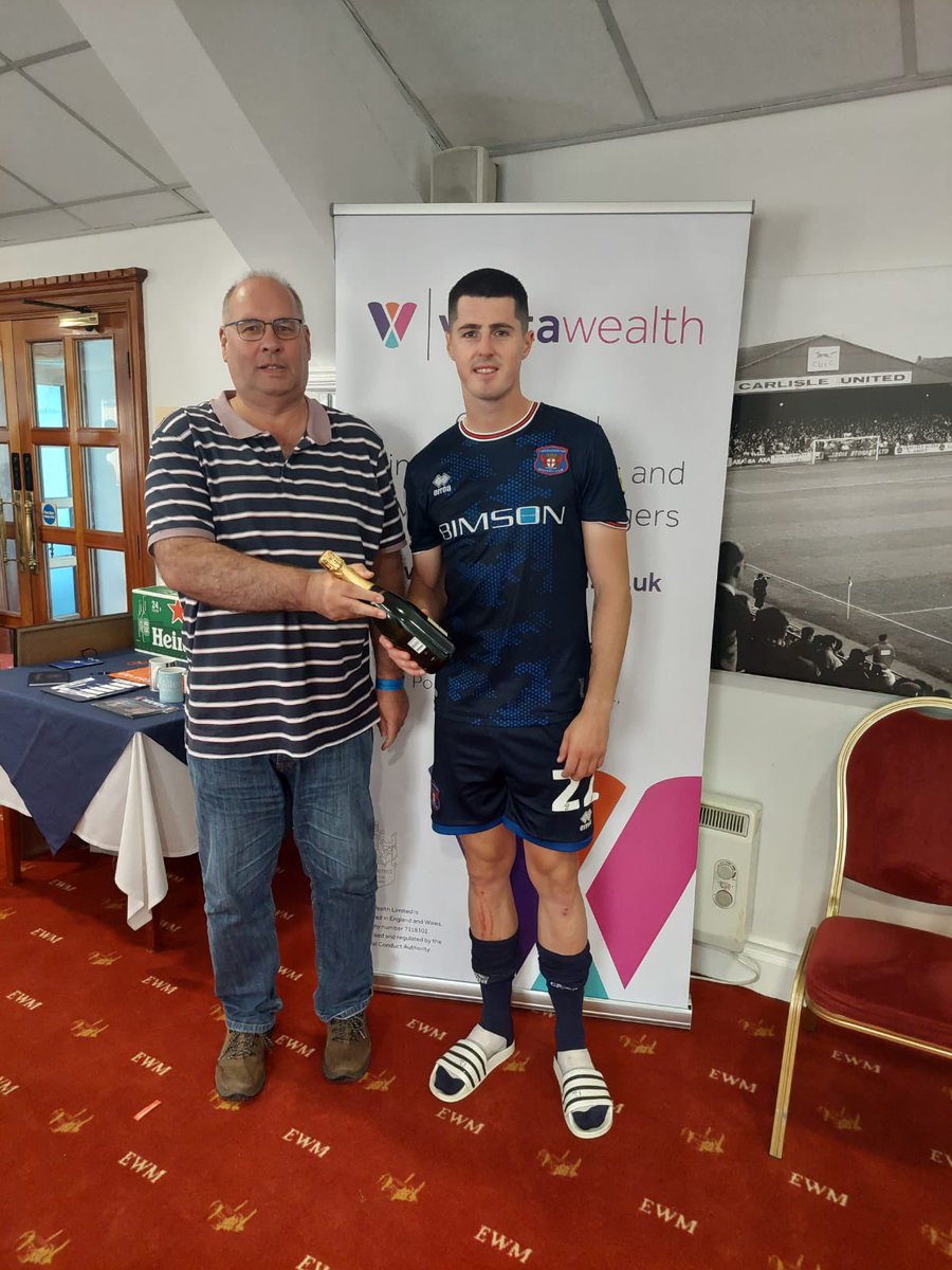 🍛 <a href="/ViceroyCarlisle/">Team Viceroy</a> curry and <a href="/VestaWealth/">Vesta Wealth</a> champagne for match winner <a href="/JonMellish1/">Jon Mellish</a> 😋 #cufc
