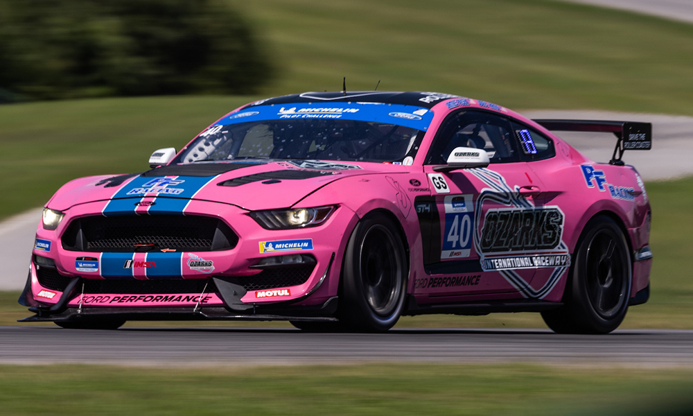 sportscar365's tweet photo. ⛽️ FUEL MILEAGE THRILLER: @JoeyHandRacing stretched the fuel in his @PF_Racing Ford Mustang GT4 to lead a podium sweep for @FordPerformance in Saturday’s @IMSA @MichelinRaceUSA #PilotChallenge race at @VIRNow.

➡️ https://t.co/y05NwvdQvt #IMSA https://t.co/h81EQRVzjE