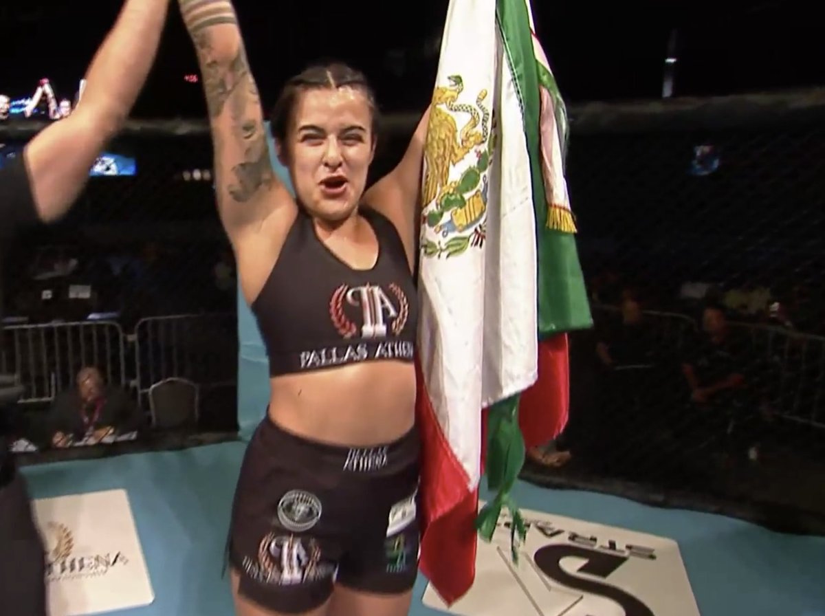 mmaempirecanada's tweet photo. Maria Favela scores the first finish of the evening as a flurry of punches and elbows on Louise Hiller forces the third round stoppage. #PAWFC2
https://t.co/QWJEmDLul3 https://t.co/Esjjwt13jK