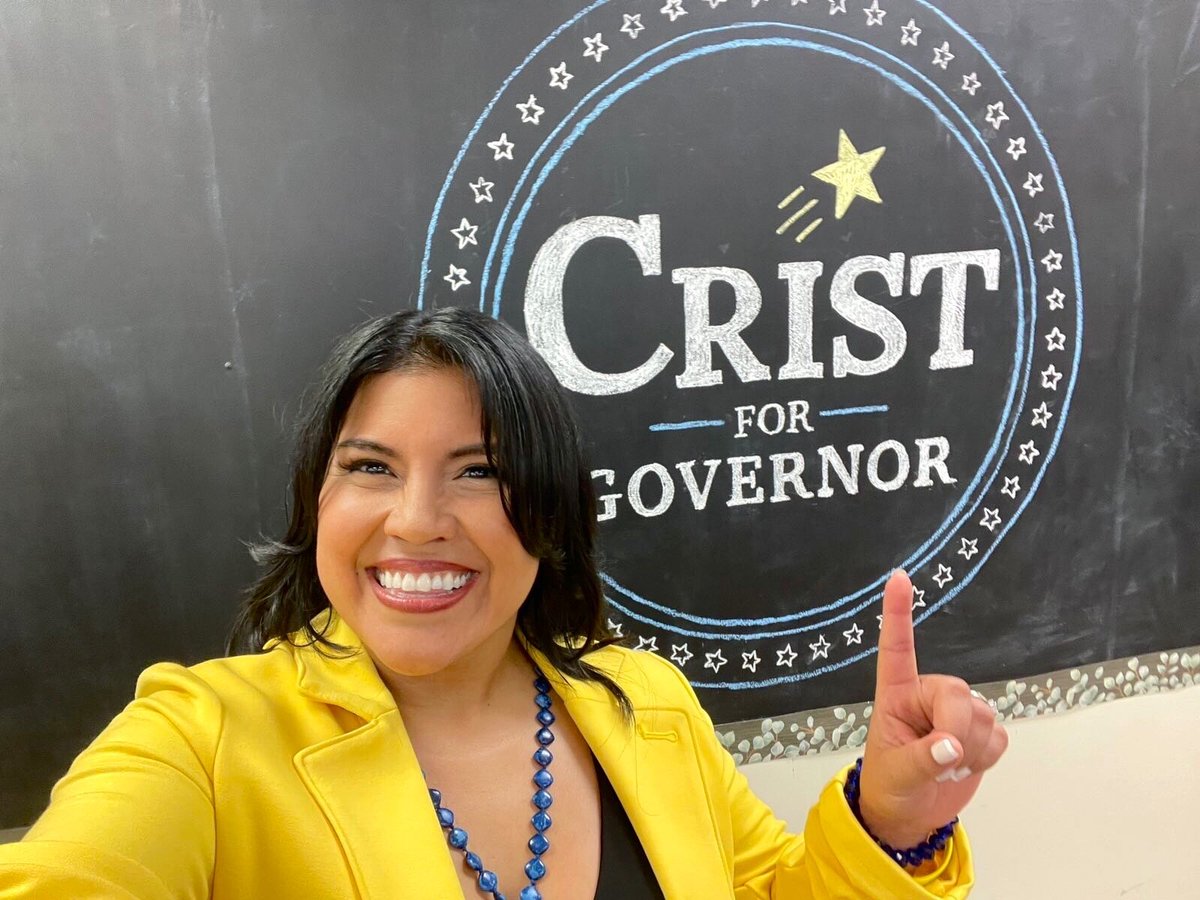 I'm Karla Hernández, your Democratic Nominee for Lieutenant Governor of Florida! This November 8th, @CharlieCrist and I will defeat Ron DeSantis and build a Florida that's truly for all.